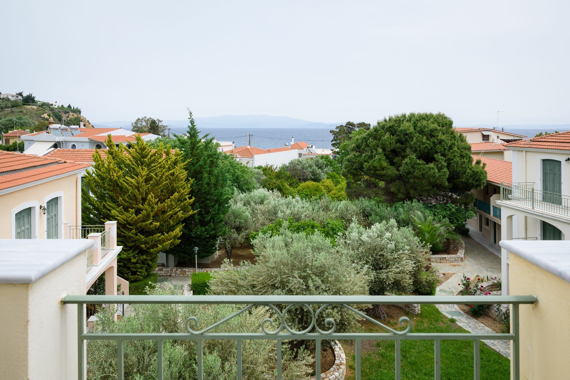 Kyveli Hotel Apartments Vrontádos Zewnętrze zdjęcie